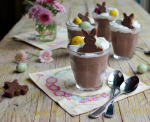Chocolate-Mousse-with-Mini-Eggs-and-Cream-6-680x555